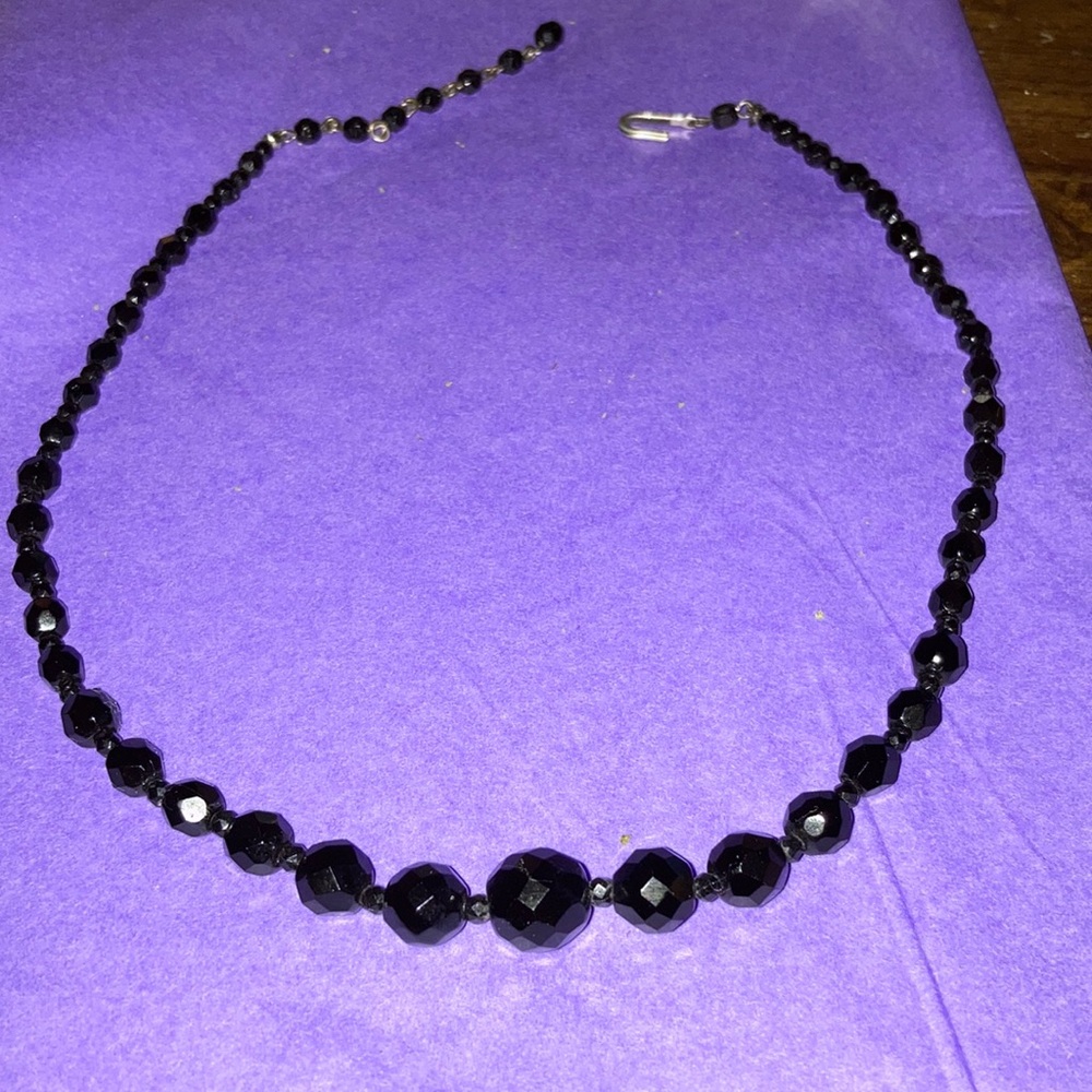 Vintage facetted glass bead choker